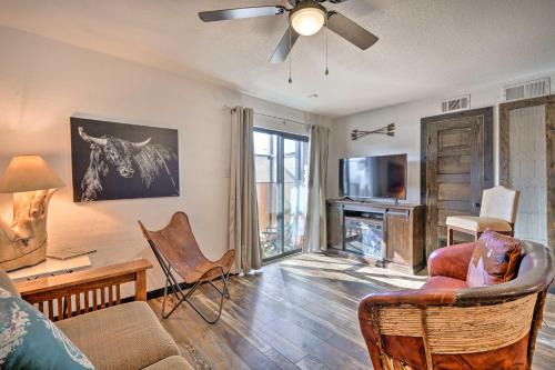 Fort Worth Apartamento | 4 Mi to Dtwn Rustic Fort Worth Apt