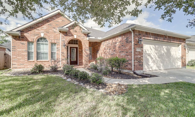 Spring Casa | 4 Mi to Six Flags: Spring Vacation Home