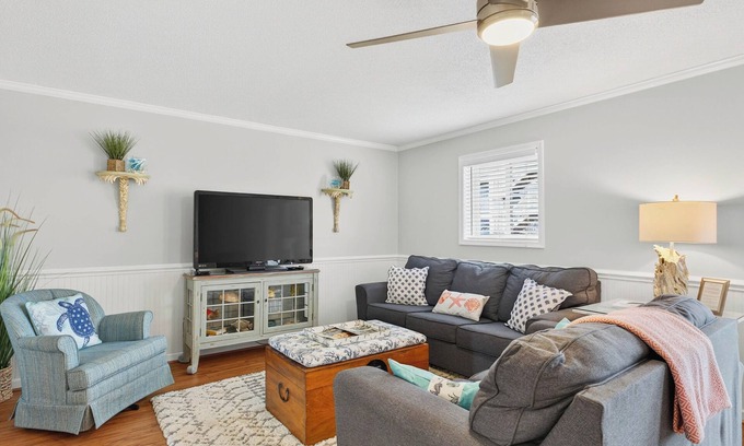Ocean Isle Beach Condominio | 5 minutos a pie de la playa-muelles- rampa para botes-hermosas vistas de entrada