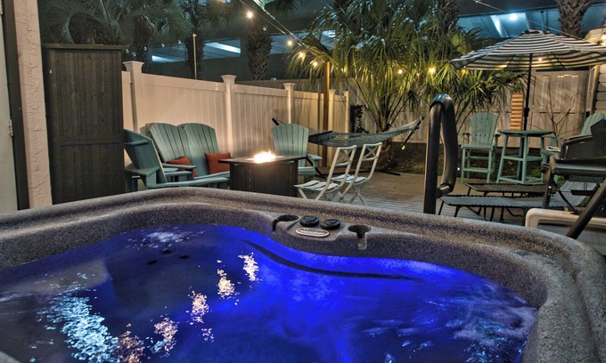 Open Sands Casa | 4-min walk to beach+restaurants+transit! With Patio-firepit-hammock-hottub-games