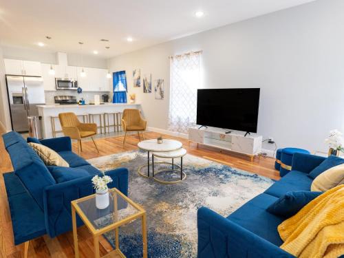 Ampere Apartamento | 4 New Apts - 3 Bed Apt 1st Floor & 3 Bed Apt 2nd Floor - 1 Bed Studio Apt Ground Floor & 1 Bed Studio Apt Ground Floor near Penn Station EWR Airport Beth Israel Hospital NYC