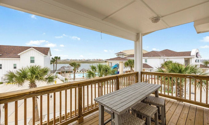 Corpus Christi Casa | 4 Palms Point at Aruba Bay Resort