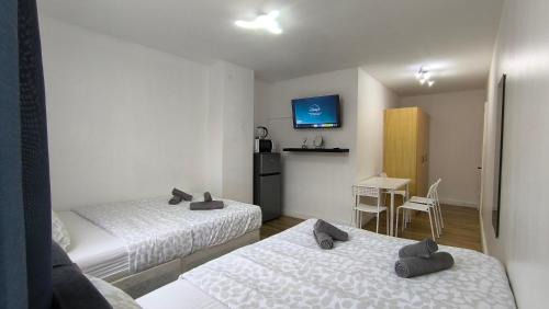Abbey Casa | 4 pers studio style room Near South Wimledon station R3