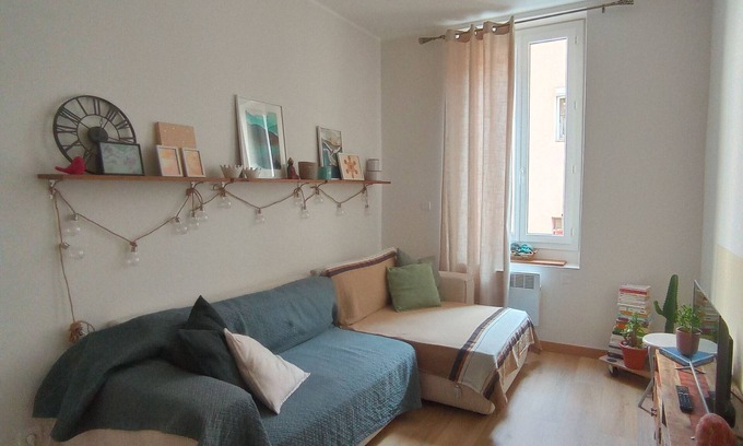 Gambetta Apartamento | 4-person apartment, near beach and town center.