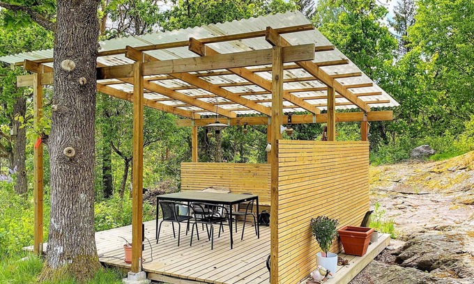 Fargelanda Casa | 4 person holiday home in FÄRGELANDA