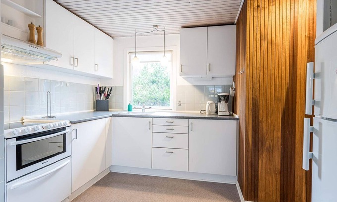 Henne Casa | 4 person holiday home in Henne