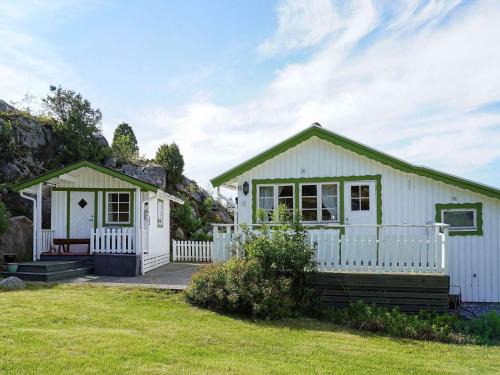 Lokholmen Casa | 4 person holiday home in STRÖMSTAD