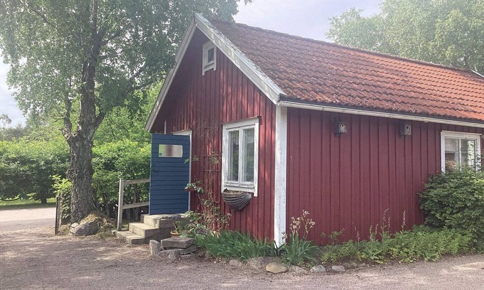 Steninge Casa | 4 person holiday home in STENINGE