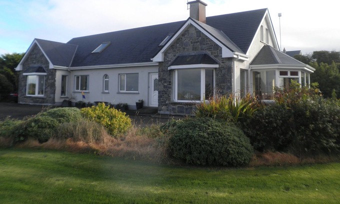 Burren Cabaña | 4 * casa de calidad con vistas espectaculares de Galway Bay y colinas de Burren