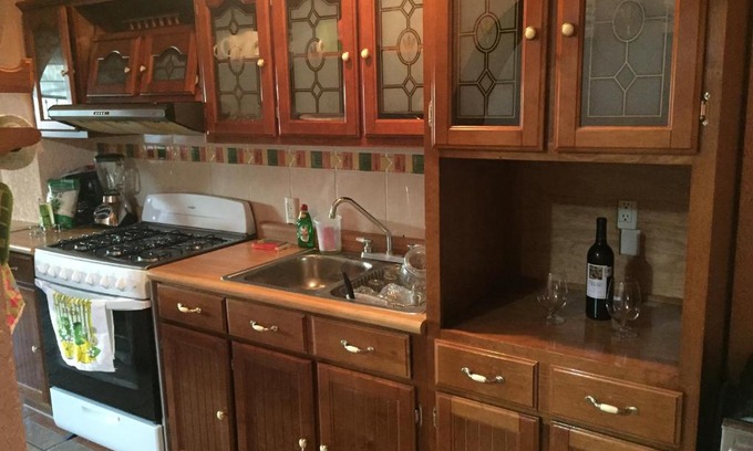Zapopan Casa | 4 recamaras, zona sur, wifi, jardin, cochera