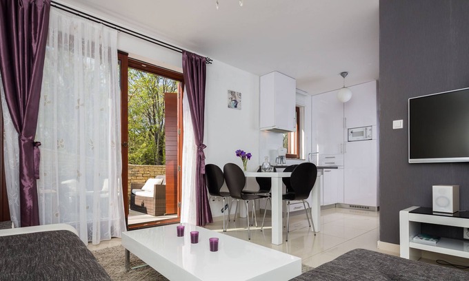 Cizici Casa | Villa romántica de 4 estrellas, a solo un minuto a pie de la playa, piscina climatizada.