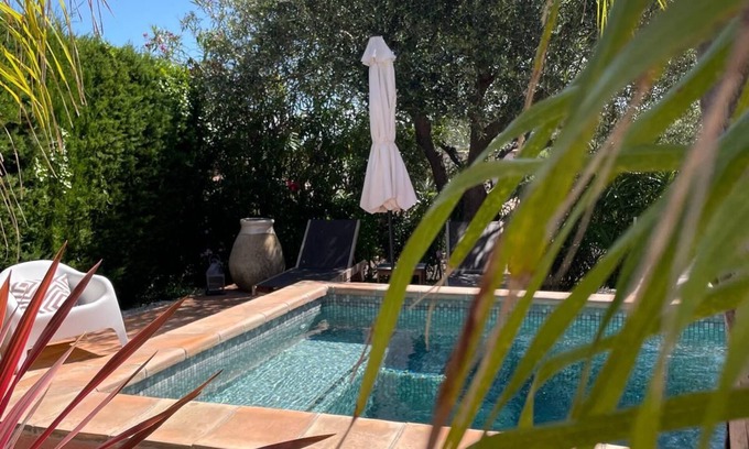 Sainte-Maxime Casa | Encantadora casa provenzal ubicada a 15 minutos a pie del centro de Ste Maxime y el mar