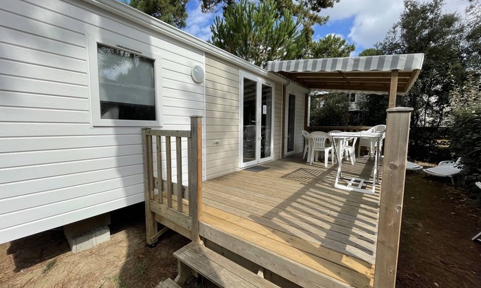 Les Mathes Casa | 4 to 6 person mobile home in a 4-star campsite