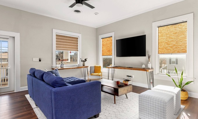 Tobin Hill Casa | 1920s Charm Steps from the Pearl & River Walk