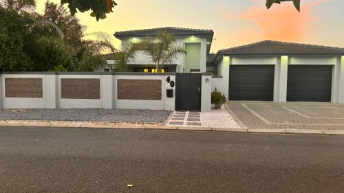 Trawal Casa | 40 On Vleiland