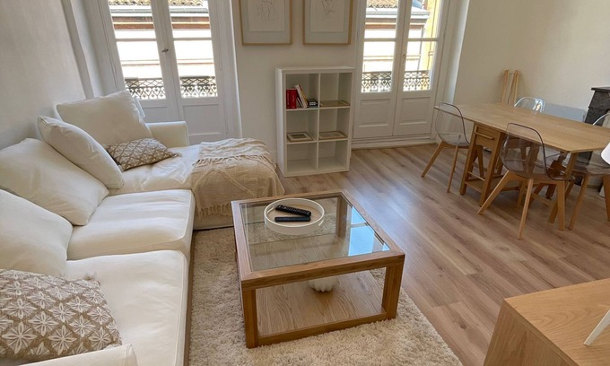Capitole Apartamento | 400m from the Capitole, spacious and bright T2 apartment