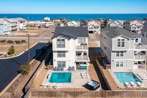 Kitty Hawk Casa | 4059 - Bikinis Martinis
