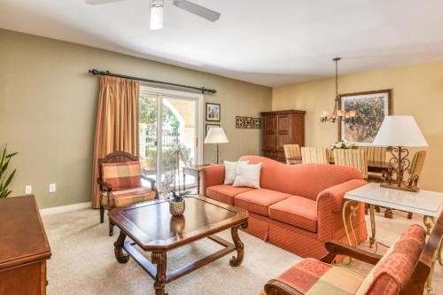 St. Augustine Casa | 4106-1 Cozy Ground Floor 1 BR with fenced patio