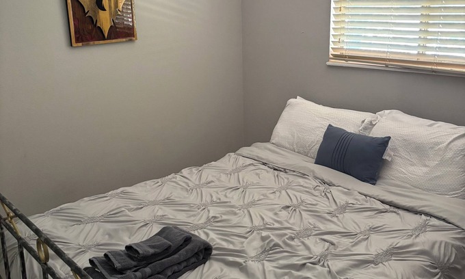 Crestone Apartamento | 420- Dog friendly 2 bedroom apartment in the heart of Crestone
