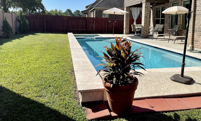 Barker Casa | 4200 Sqft Resort Style Home with Pool & heated Spa, Game room, Theater room