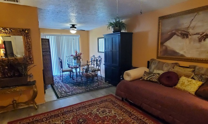 Parker Casa | 4492 Extended Stay & Vacation Rental near Tyndall AFB