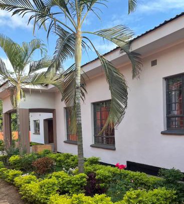 Lilongwe Cama Y Desayuno | 47 The Heights, Area 47, Sector 1, Lilongwe