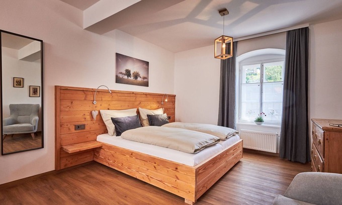 Waidhofen An Der Ybbs Apartamento | Vrbo Property