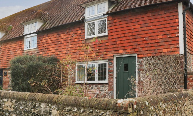 West Firle Cabaña | 48 POLECAT COTTAGES, family friendly, with open fire in Firle