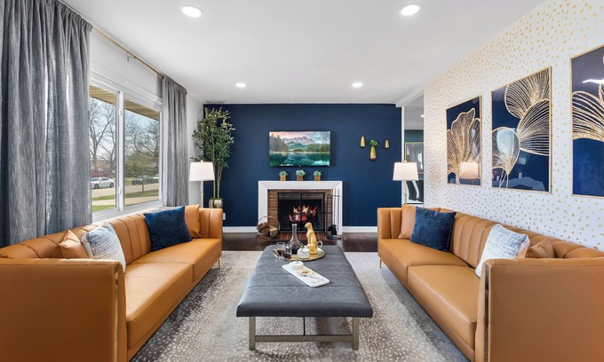 Richfield Casa | 4BD Near Airport & MOA - Movie Room & Outdoor Fun