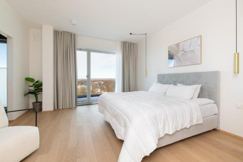 Kadriorg Apartamento | 4bdr Modern and Stylish Apartment near Kadriorg with Free Parking