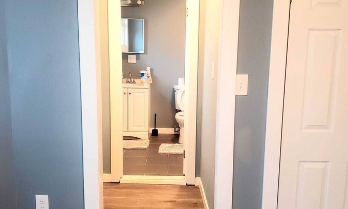Newark Apartamento | 4Bdrm and 2battrm centrally located in Newark close to NY/EWR/Berth Israel Hosp