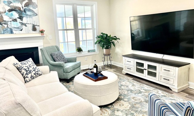 Rehoboth Beach Casa | 4BR/3.5BR in Rehoboth! Gameroom, Clubhouse, Pool, Pickleball minutes to beaches!