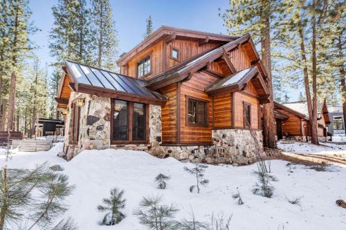 Truckee Casa | 4BR Cabin with Hot Tub – Ultimate Truckee Escape cabin