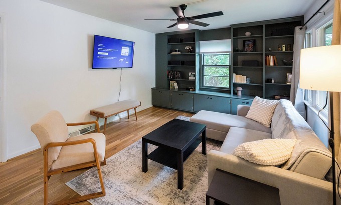 Charlottesville Casa | 4BR Home with Backyard, Laundry, Parking: Long Stays Near Hospital & Downtown