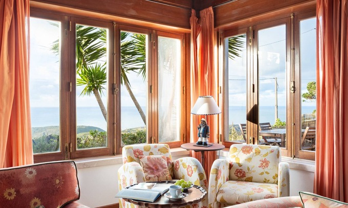 Ulgueira Cabaña | 4BR House with Ocean View in Sintra by Host for Us