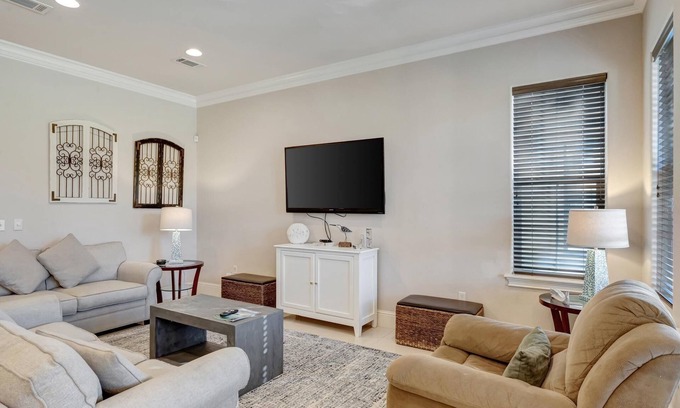 Villa Lago Casa | 4BR Near Baytowne w/ 2 Golf Carts at Sandestin