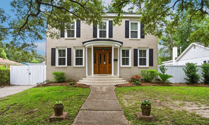 Georgetown Casa | 4BR pet-friendly 105 year old home in historic Downtown Georgetown. Oak-lined streets.