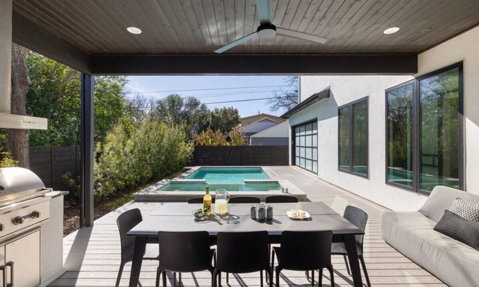 Brentwood Casa | 4br, Pool, North Austin | Brentwood - Portoro