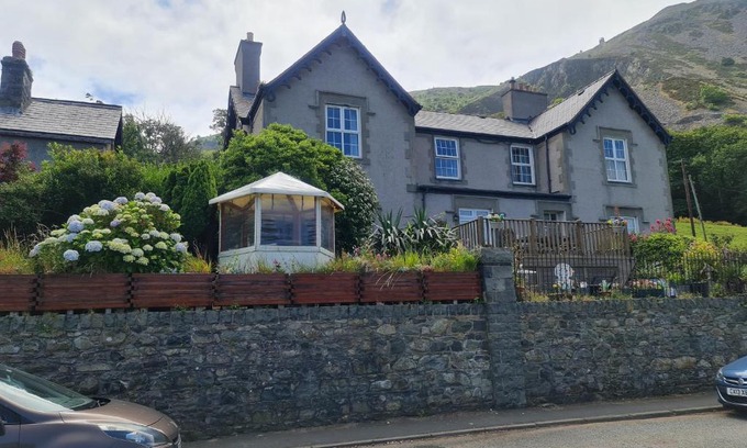 Penmaenmawr Casa | 4Br Sea View Escape-Near Snowdonia& Coastal Trails