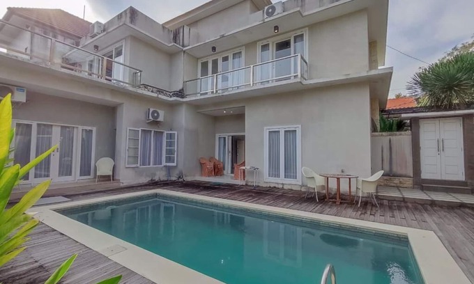 Bukit Casa | #4BR Semi Villa Pink House Jimbaran with POOL & ROOFTOP SPACE