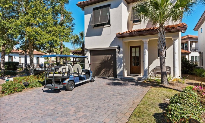 Villa Lago Casa | 4BR Villa w/ 6-Seat GOLF CART! Patio, Steps to Pool, Near Wharf, Beach Chairs