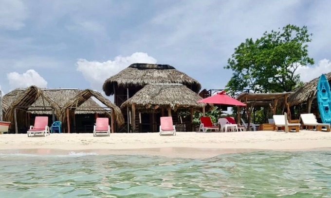 Bocachica Cabina | 4C2-R Cabaña en Isla De Baru