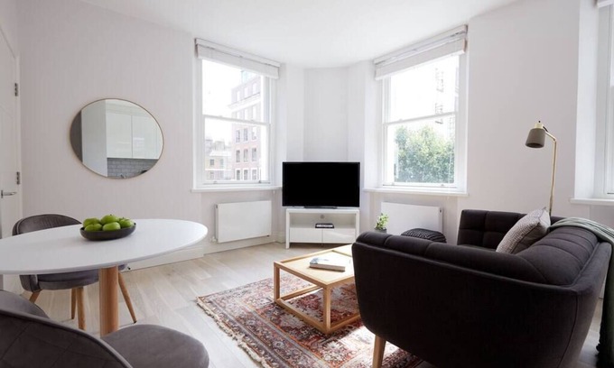 Holborn and Covent Garden Apartamento | 4VH Virginia House Stylishly Bloomsbury Studio sleeps 2