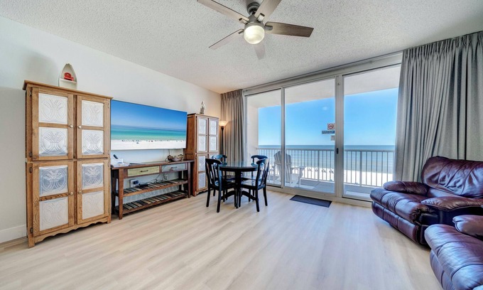 Long Beach Condominio | Raro hallazgo: ESTACIONAMIENTO RESERVADO 3rd FL BEACH VIEW, Capacidad 5% descuento semanal