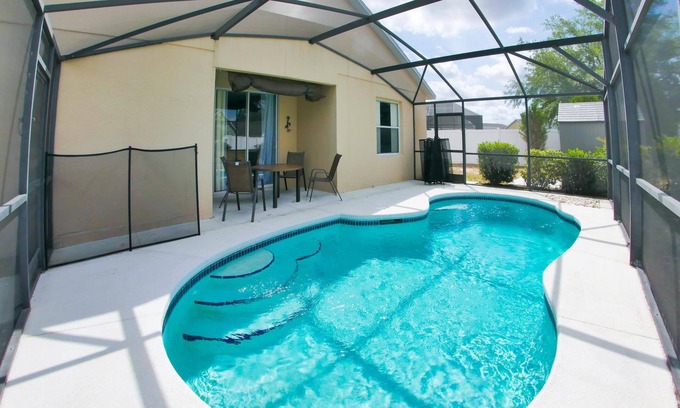 Sunset Ridge Casa | 5/4 Pool home located in Sunset Ridge Community!