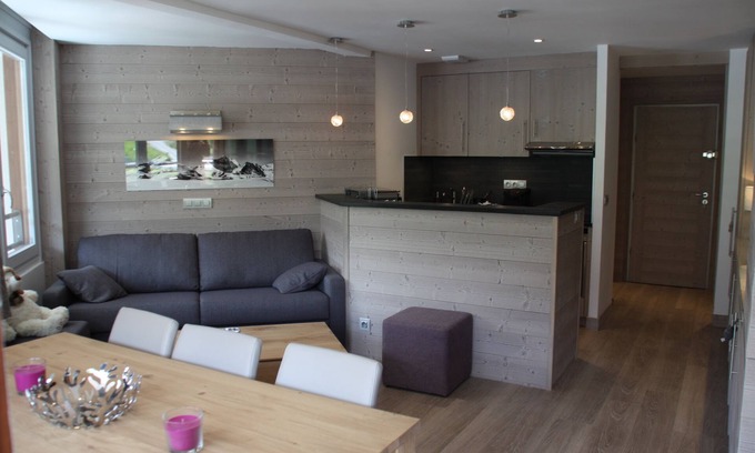 Val Claret Apartamento | 5 * apto al pie de las pistas (2150m), 3 balcones, 3 iPads, altavoz en cada habitación