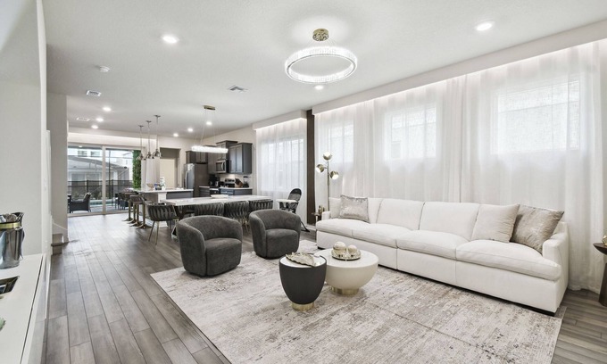 Four Corners Casa | 5 BD En-suites, Game Room, Pool, Sleeps 14, Disney
