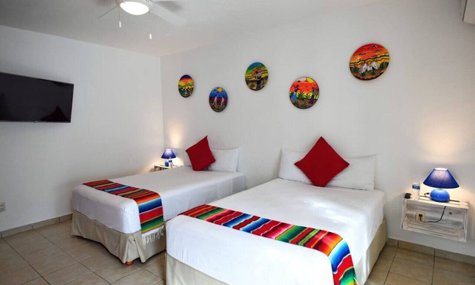 Downtown Cancun Casa | Beautiful/Peaceful/private pool/5 DLX BDR/Golf