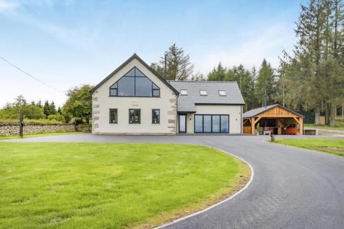 Ruthin Casa | 5 Bed in Cyffylliog oc-c32596