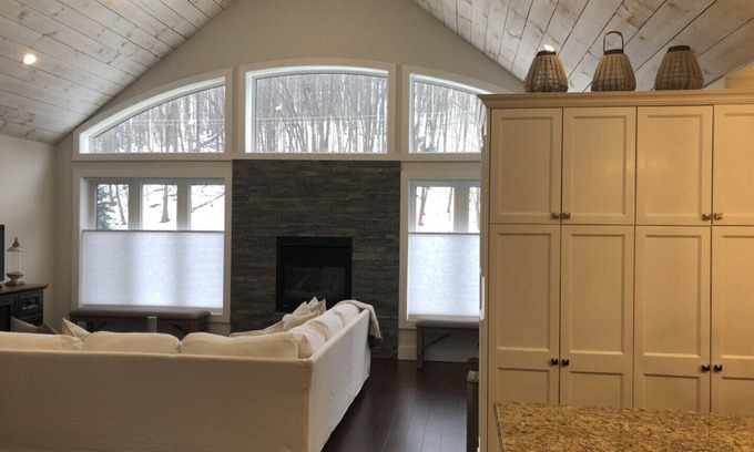 Meaford Cabaña | Nueva casa de minutos a Thornbury, Blue Mountain, Georgian Bay. 5 habitaciones 4 baños completos